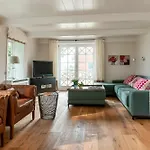 Coopers Hof Nyaraló Witsum